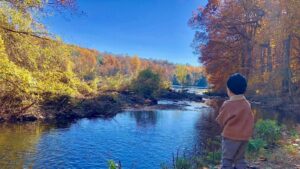 Hike at Lake Mohegan!
